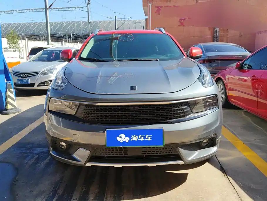 Lynk & Co 01 EM-P 2020 2019 1.5T PHEV Pro