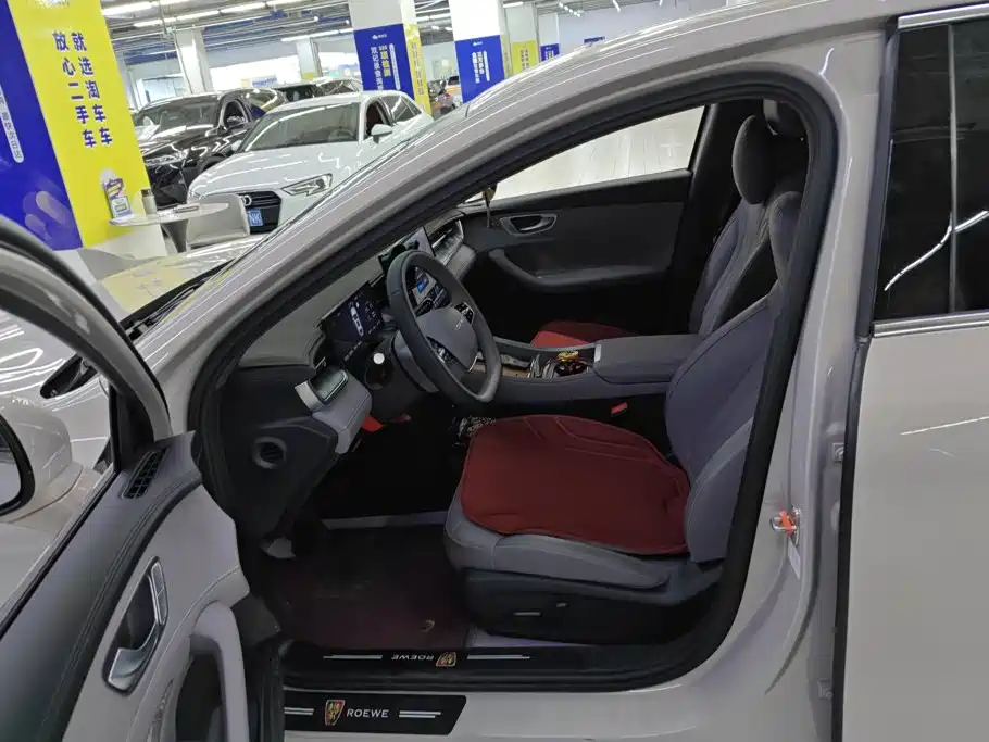 Roewe M7 DMH 2025 2025 1.5T 115km Mid-range