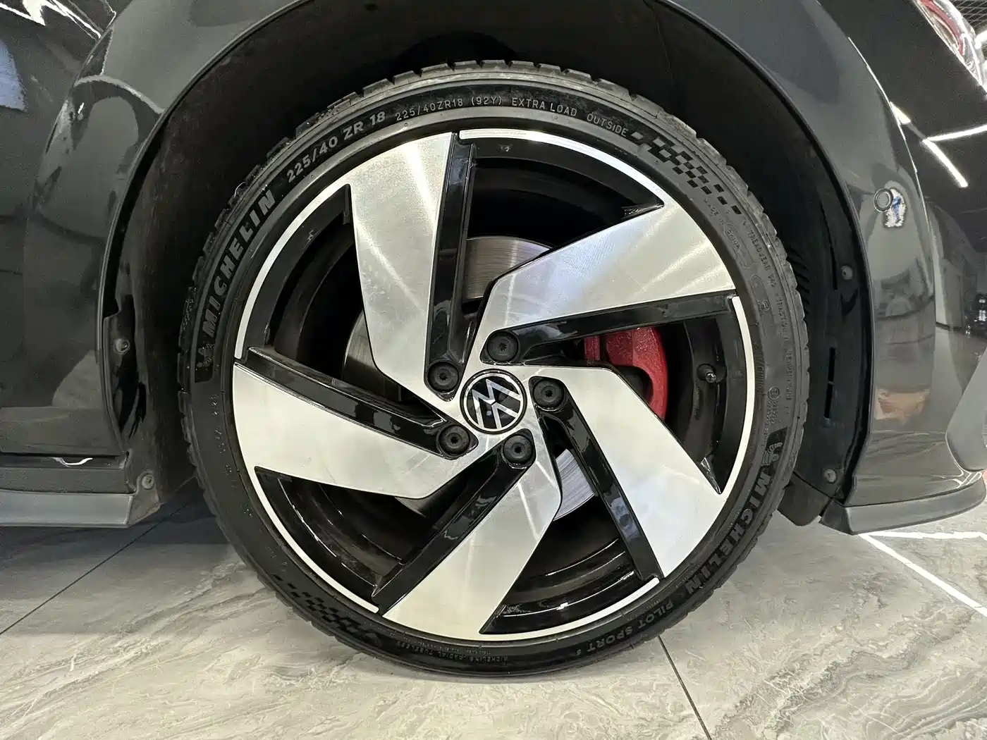 Volkswagen Golf GTI 2021 380TSI DSG GTI фото 18