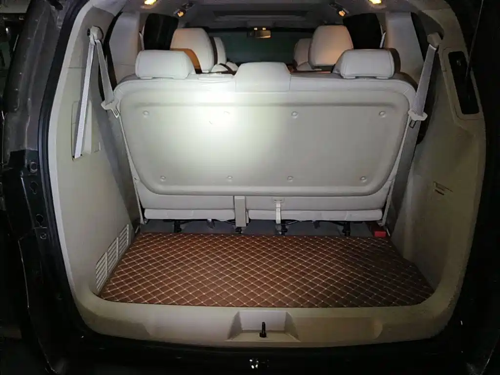 Фото 13 - Buick GL8
