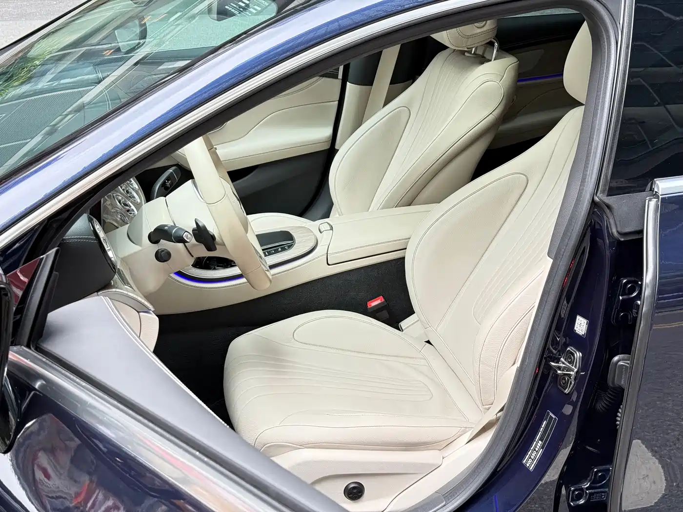 Mercedes-Benz CLS 2018 CLS 300 Luxury фото 5