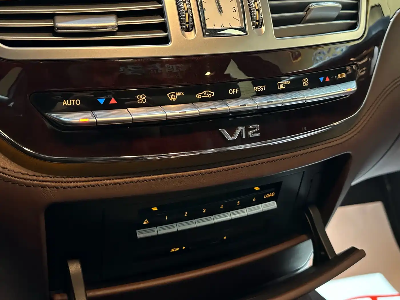 Mercedes-Benz S-Class 2010 S 600 L фото 11