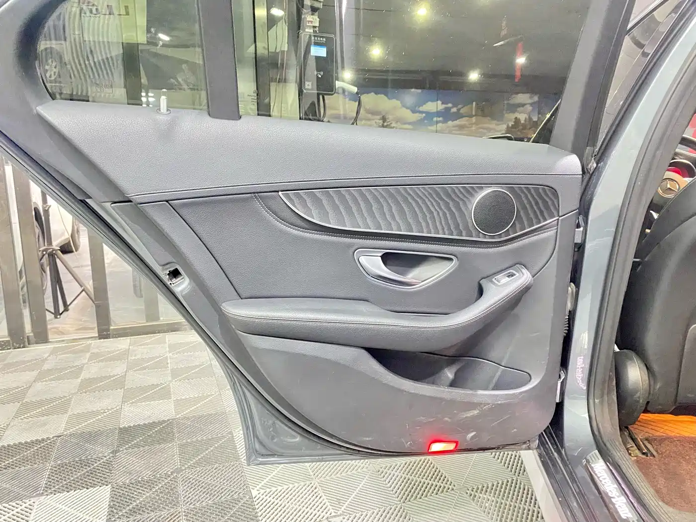 Mercedes-Benz C-Class 2019 C 260 L Sport фото 12