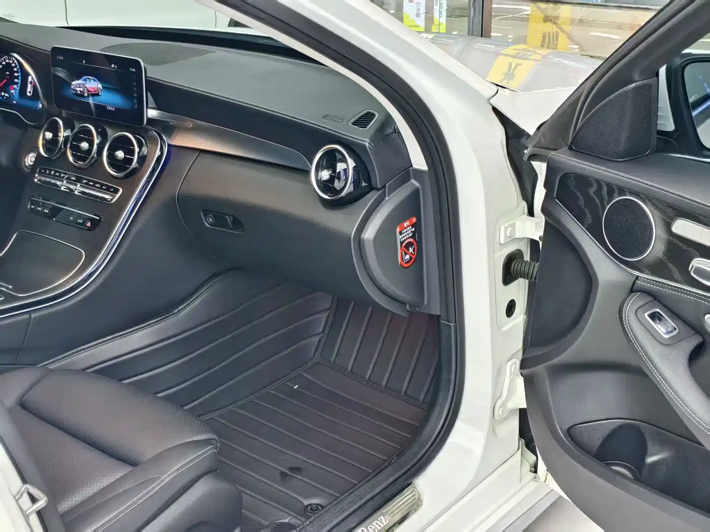 Mercedes-Benz C-Class 2020 Facelift C 260 L Sport фото 11
