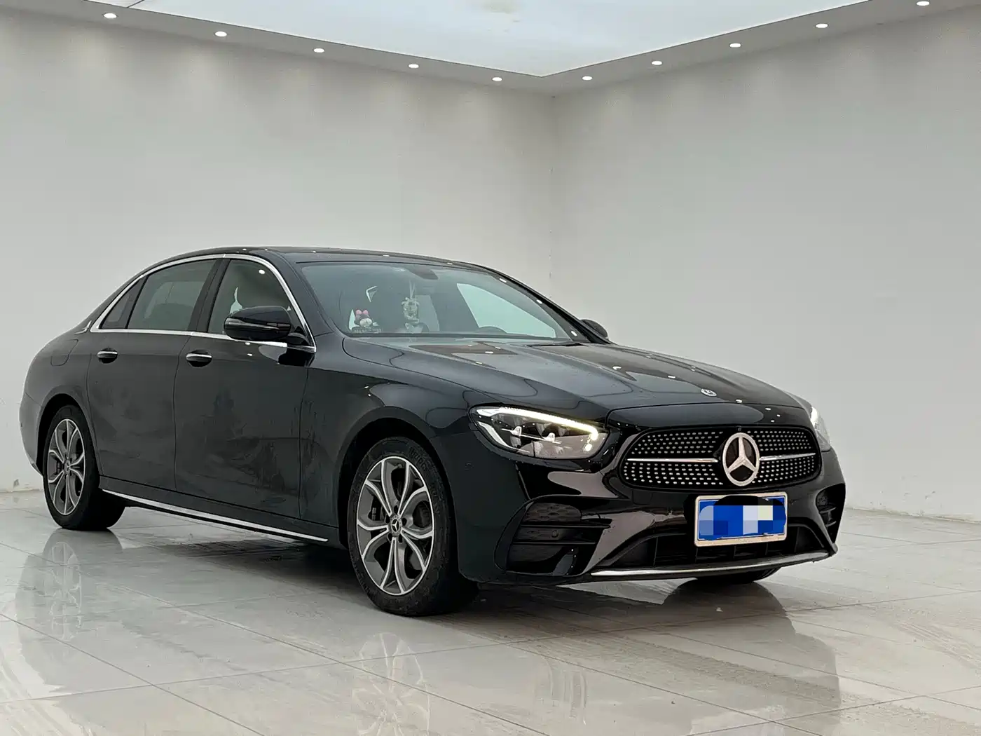 Mercedes-Benz E-Class 2023 E 300 L Sport Luxury фото 2