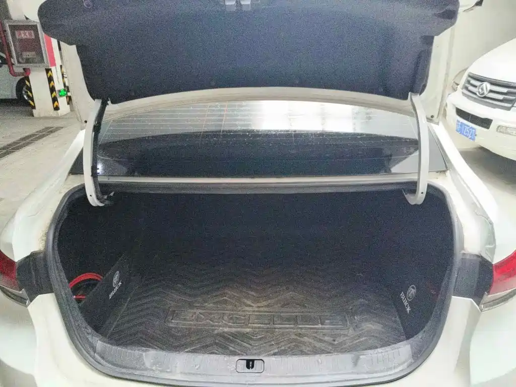 Фото 4 - Buick Excelle