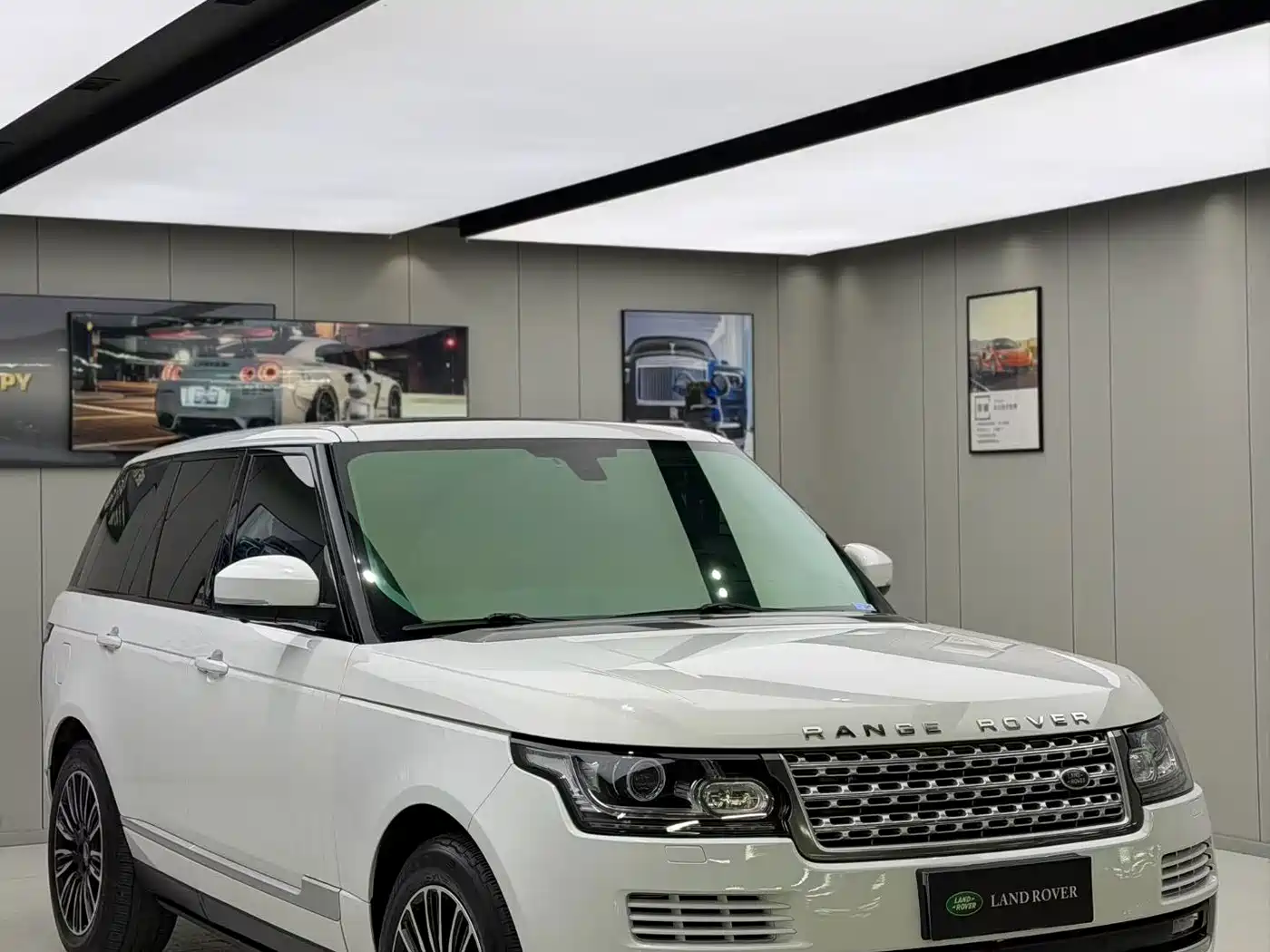 Land Rover Range Rover 2014 3.0 SC V6 Vogue фото 3