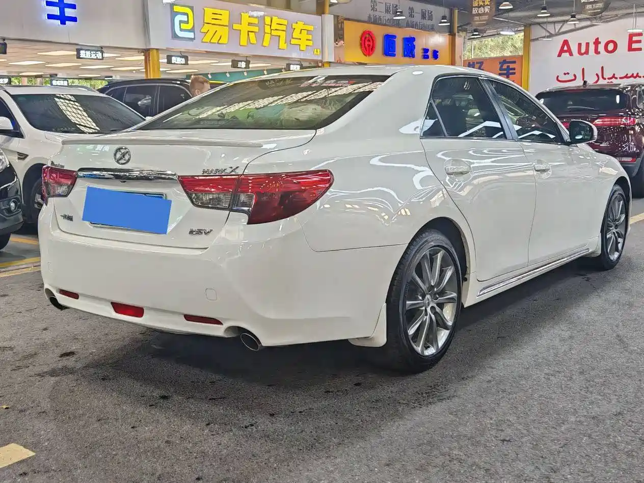 Toyota Reiz 2013 2.5V Premium Edition фото 6