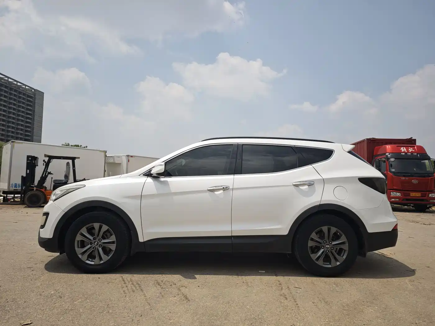Hyundai Santa Fe 2013 Model 2.4L Automatic 4WD Smart фото 13