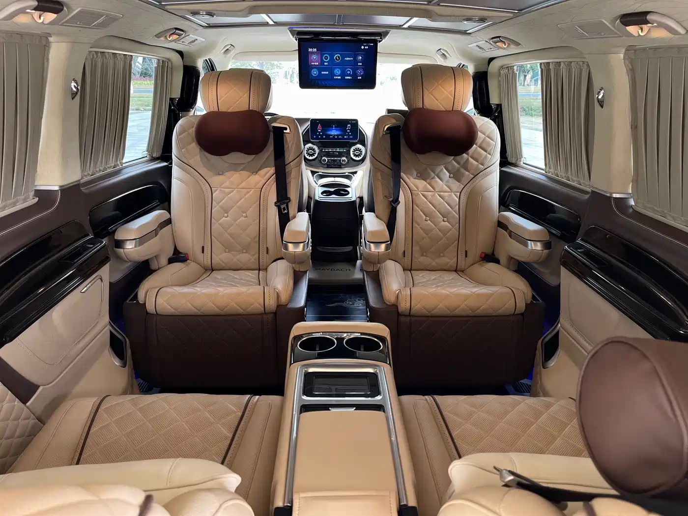 Mercedes-Benz Vito 2021 2.0T Business Edition 7-seater фото 7