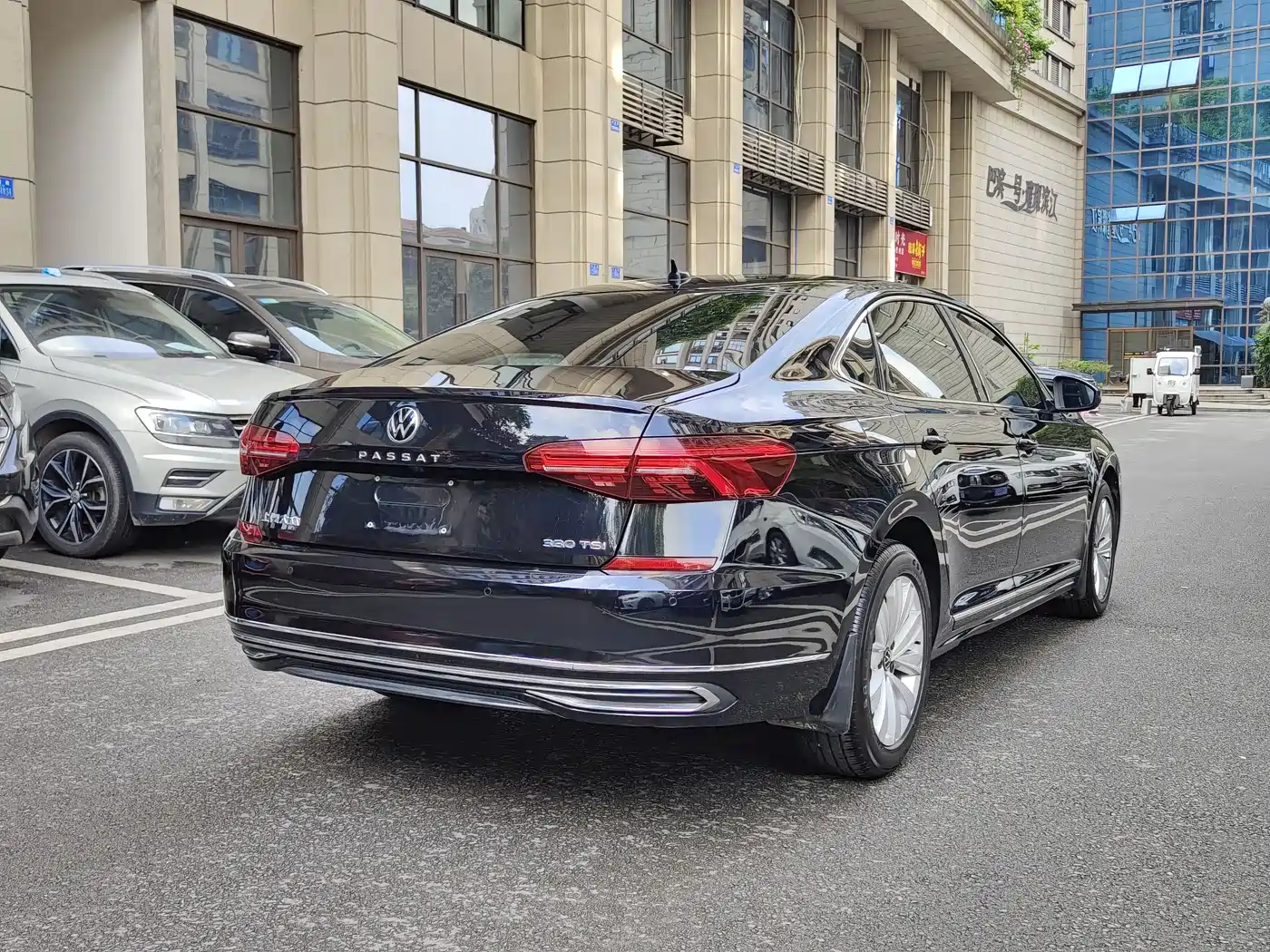 Volkswagen Passat 2021 Model 330TSI Elite Edition фото 6