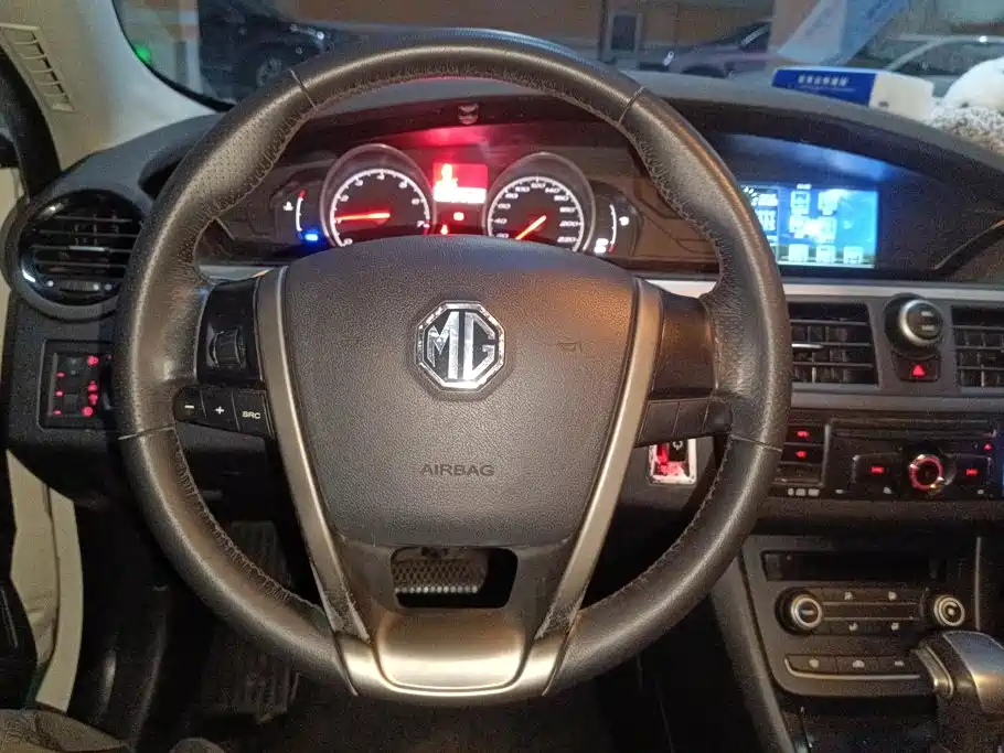 MG MG6 2014 2014 Hatchback 1.8L Automatic Driving Value Edition