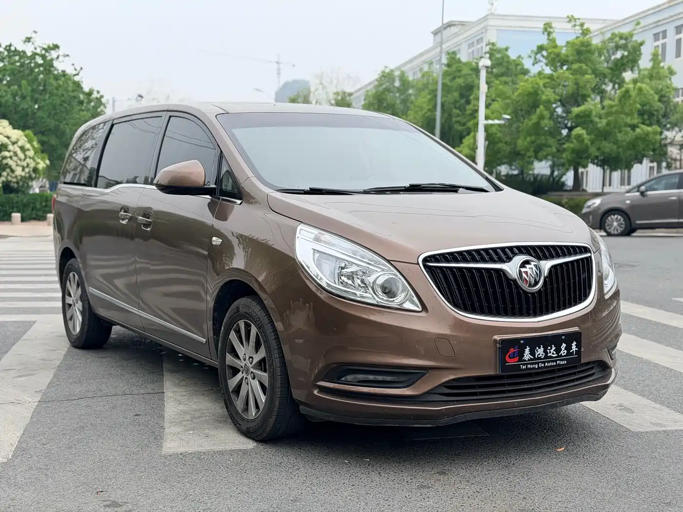 Buick GL8 2018 28T Luxury Model China VI фото 3