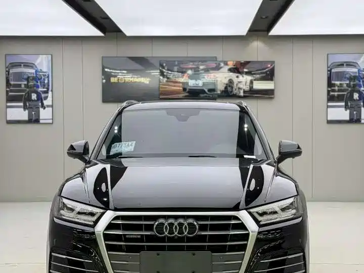 Audi Q5L 2018 40 TFSI Premium Fashion China VI фото 2
