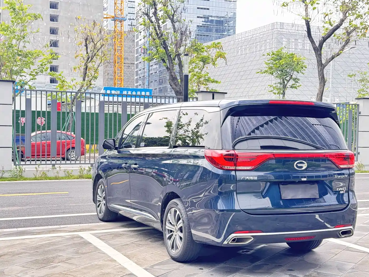 GAC Trumpchi Trumpchi M8 2018 320T Premium Edition фото 7