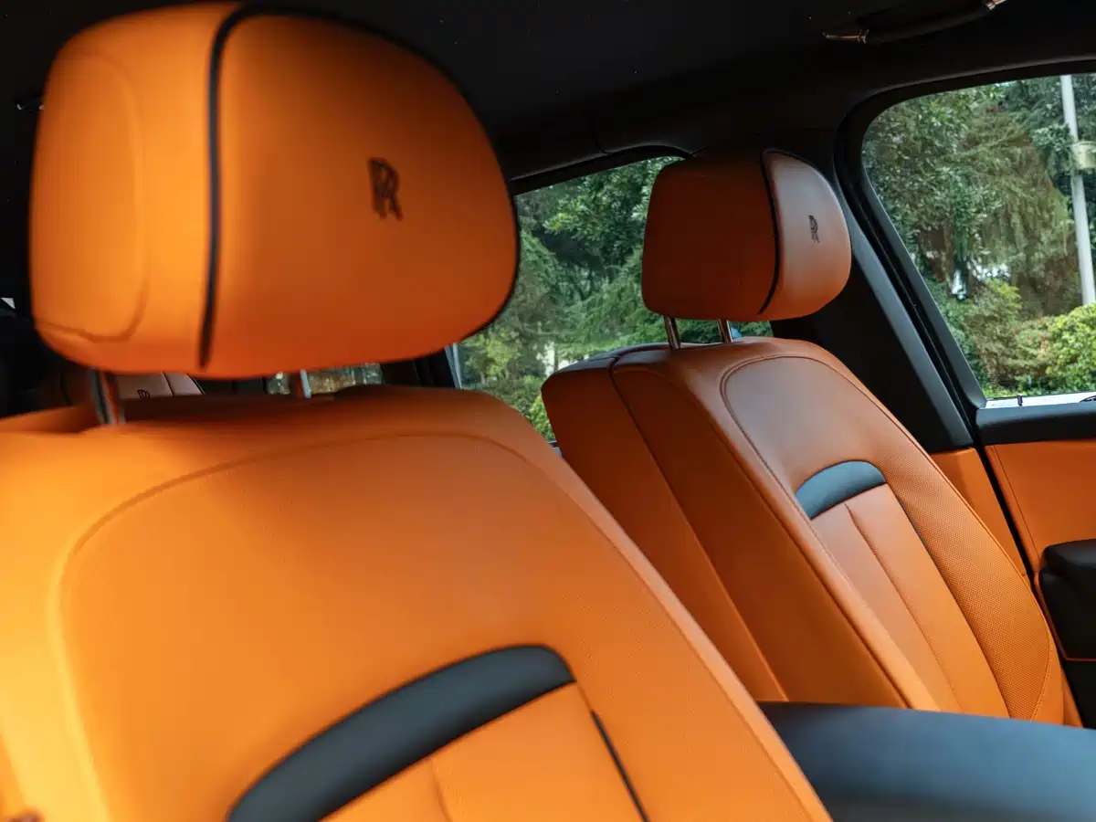 Rolls-Royce Cullinan 2026 2024 4-Seater