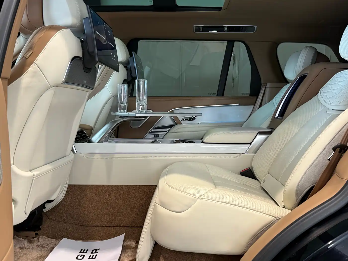 LAND ROVER RANGE ROVER