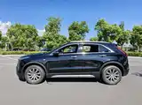 Photo 4 - Cadillac XT4