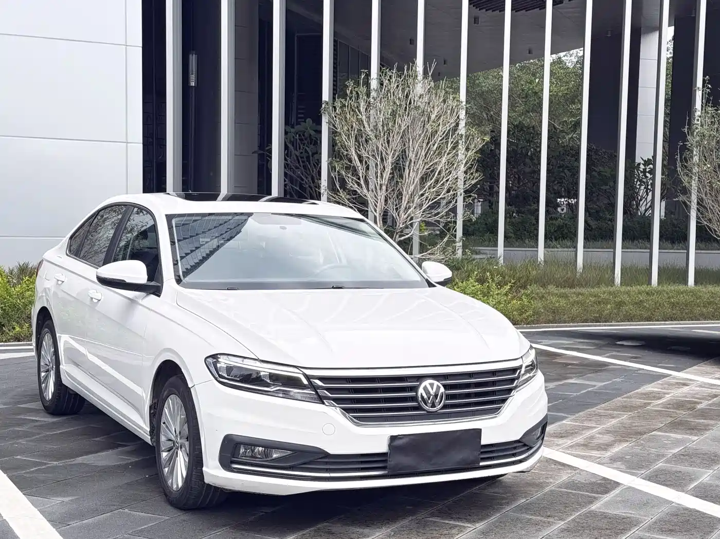 Volkswagen Lavida 2019 1.5L Automatic Comfort Edition China VI фото 3