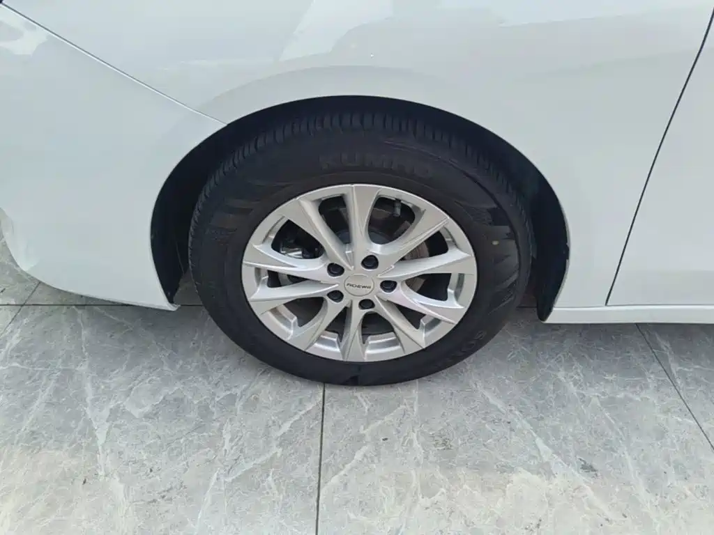Roewe i5 2025 2026 1.5L CVT Luxury