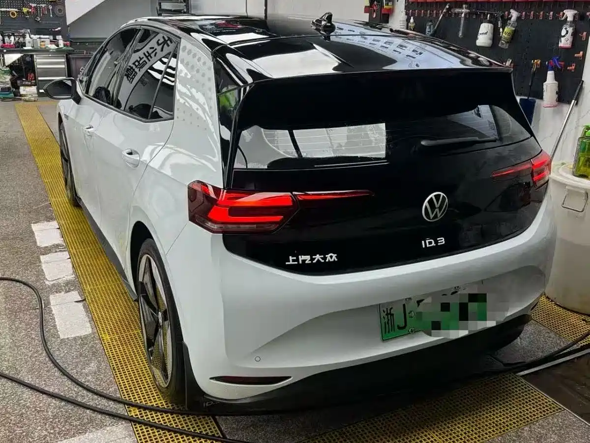 Volkswagen ID.3 2023 Pure Smart Edition фото 3