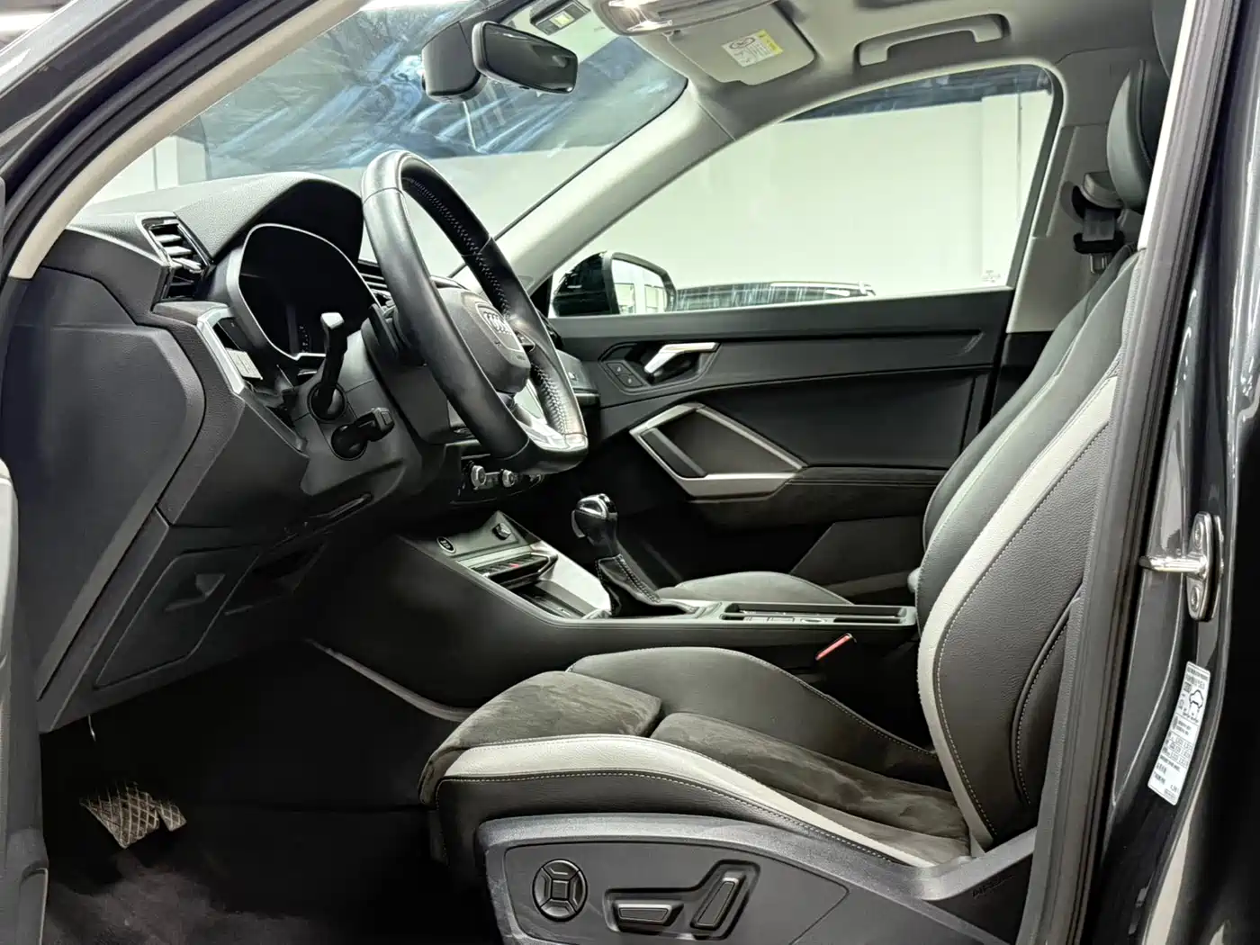 Audi Q3 2021 35 TFSI Fashion Sport фото 16