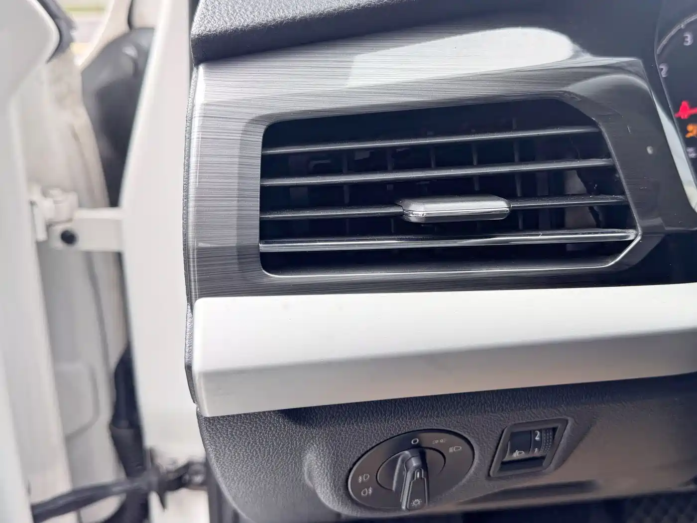 Volkswagen Lavida 2019 1.5L Automatic Comfort Edition China VI фото 17
