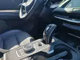 Photo 16 - Cadillac XT4