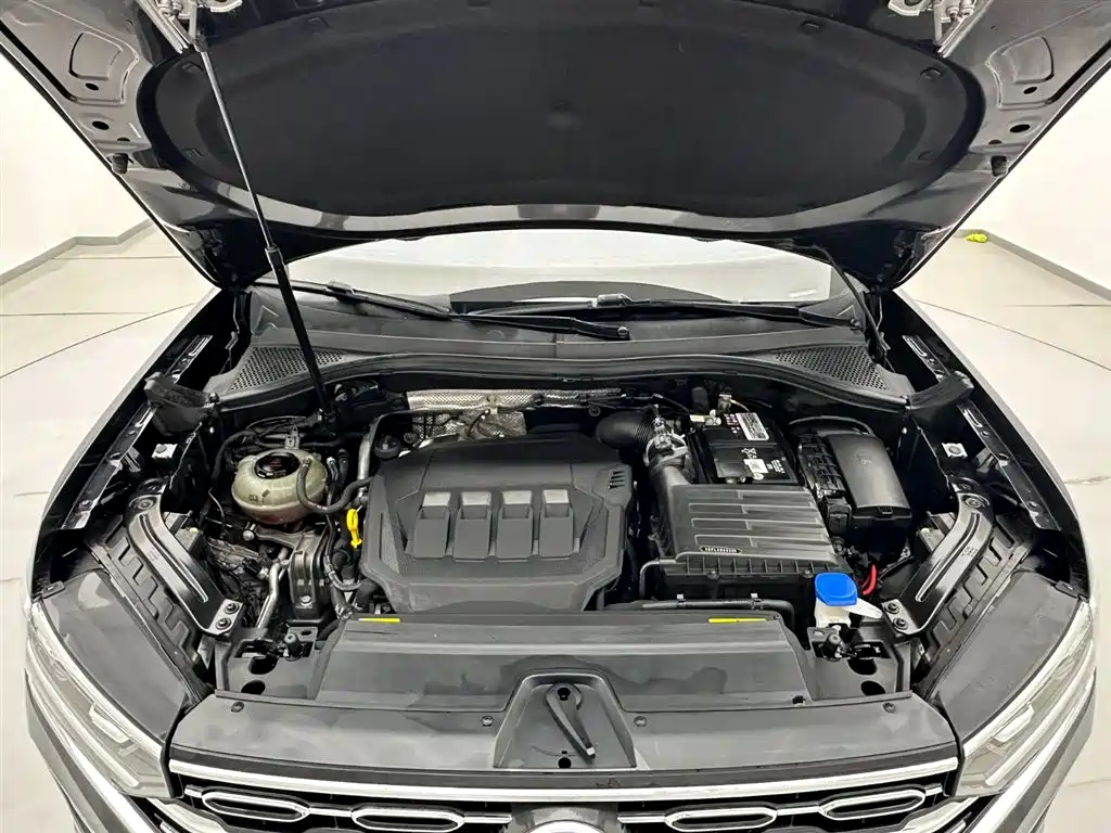 Volkswagen Tayron 2021 330TSI 2WD Luxury Smart Connect Edition 26