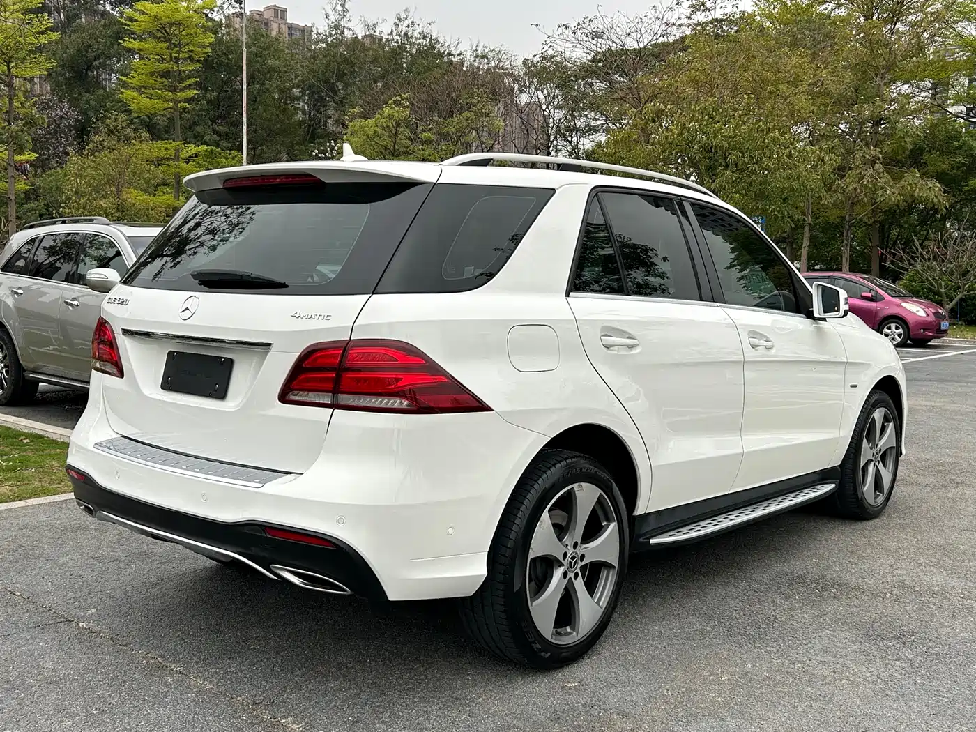 Mercedes-Benz GLE 2019 GLE 320 4MATIC Luxury Collector's Edition фото 30