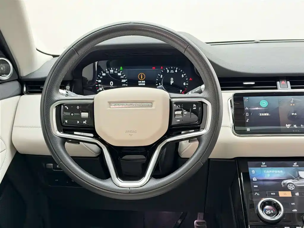 Land Rover Range Rover Evoque 2021 Range Rover Evoque L 249PS R-Dynamic First Edition Launch Edition фото 27