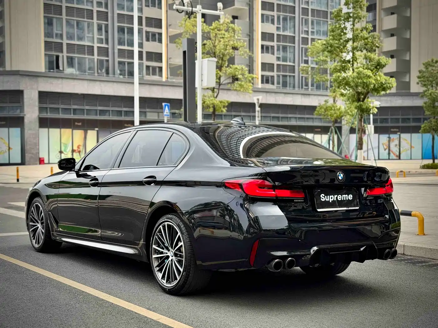 BMW 5 Series 2021 530Li Leading M Sport Package фото 18