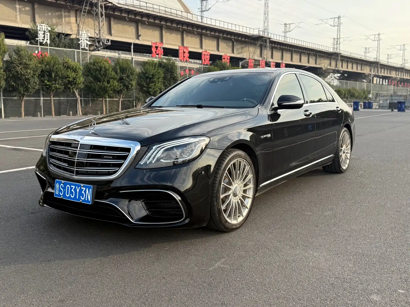 Фото 15 - Mercedes-Benz S-Class
