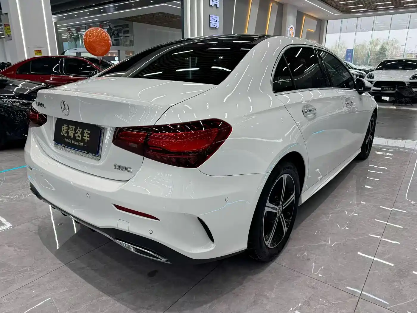 Mercedes-Benz A-Class 2023 A 200 L Fashion фото 9
