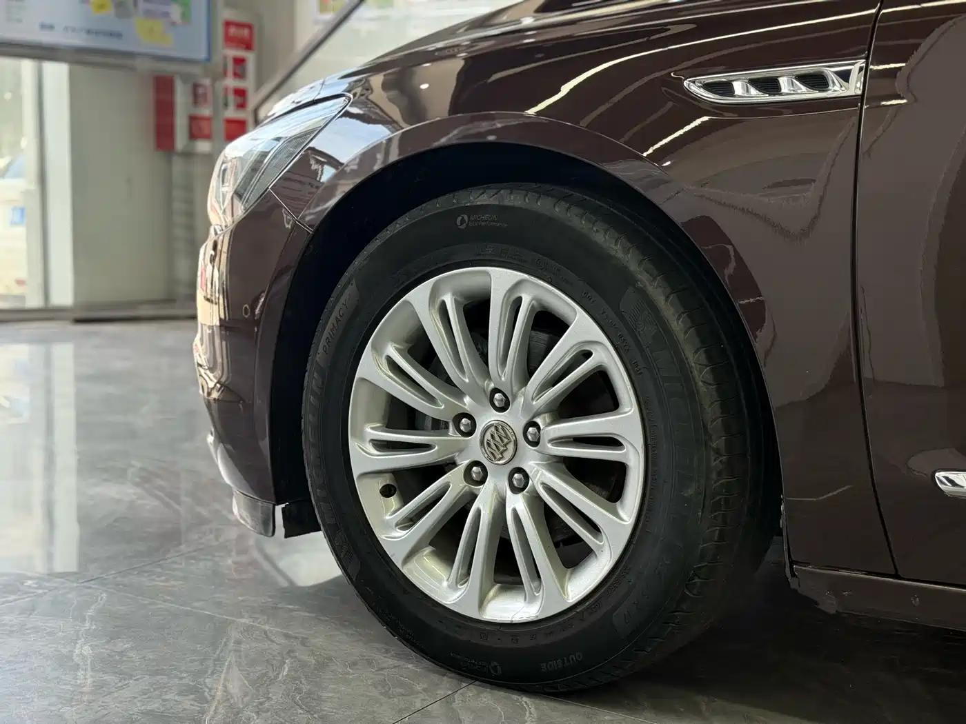 Buick LaCrosse 2016 20T Luxury фото 8