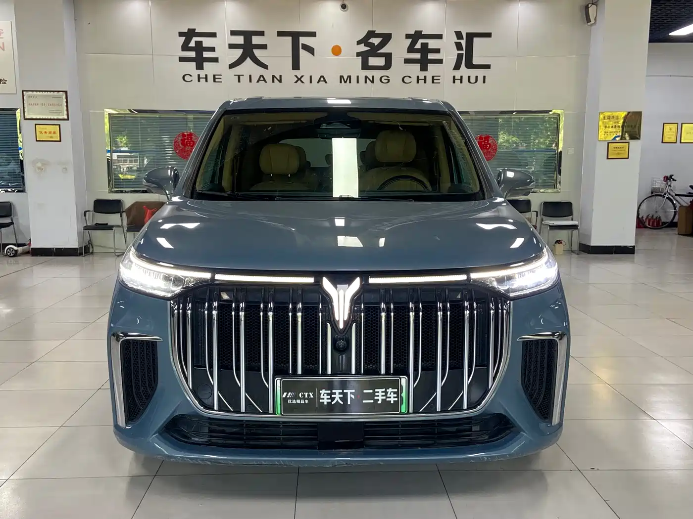 Voyah Auto Voyah Dreamer 2022 Low-carbon Dream+Smart Package фото 2