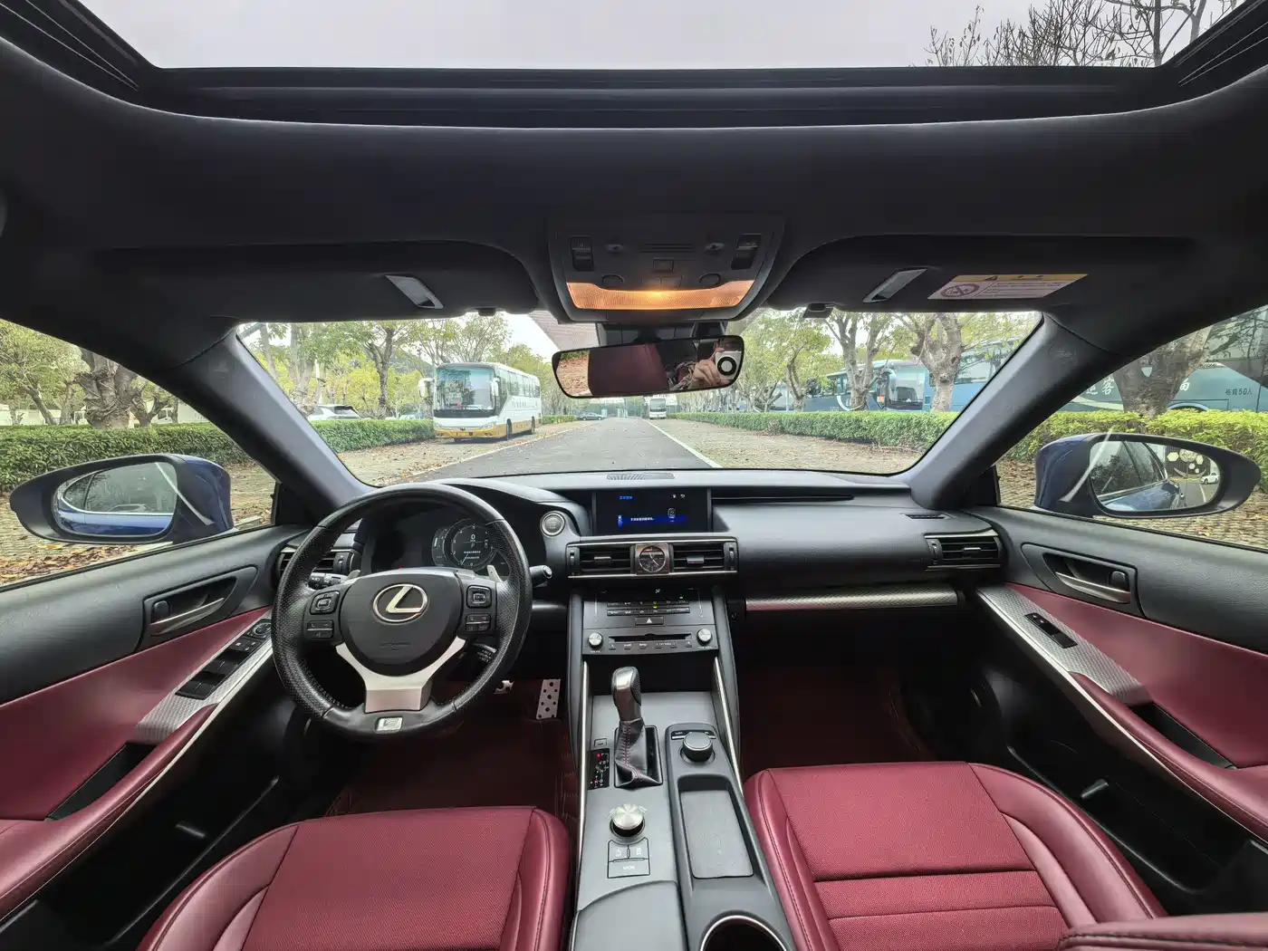 Lexus IS 2017 300 F SPORT фото 15