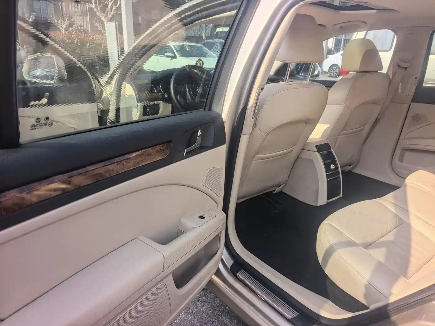 Škoda Superb 2012 1.8TSI Automatic Elegance Edition фото 12