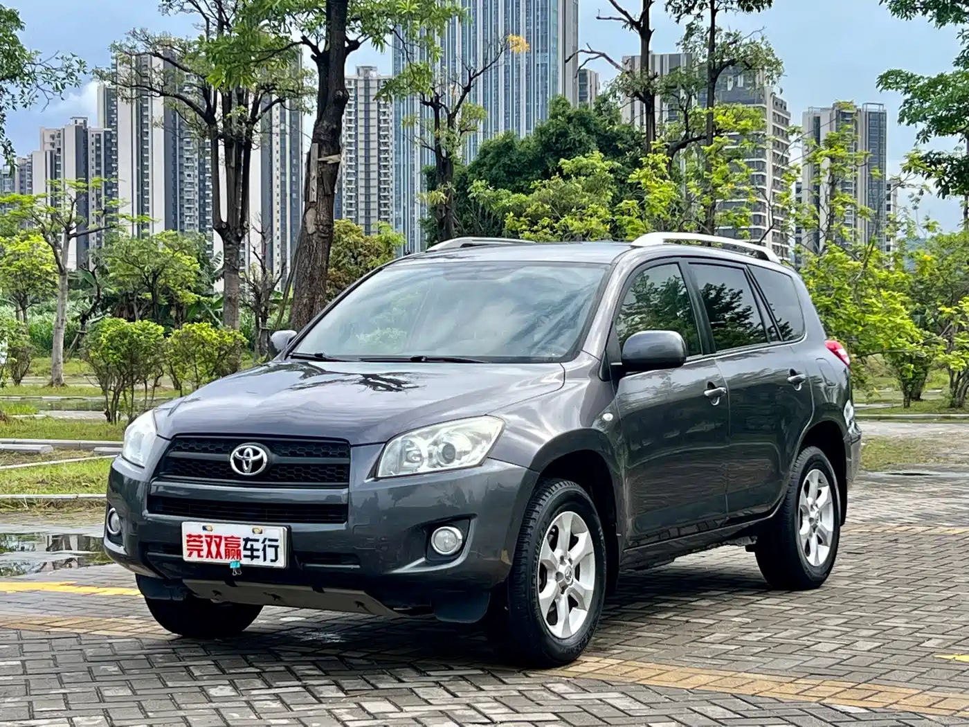 Toyota RAV4 Rongfang 2011 2.0L Automatic Classic Edition