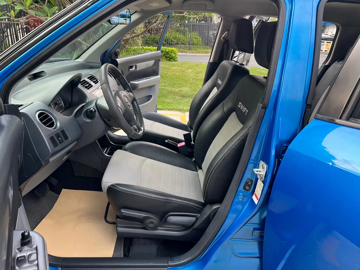 Suzuki Swift 2013 2013 1.5L Automatic Sport Edition