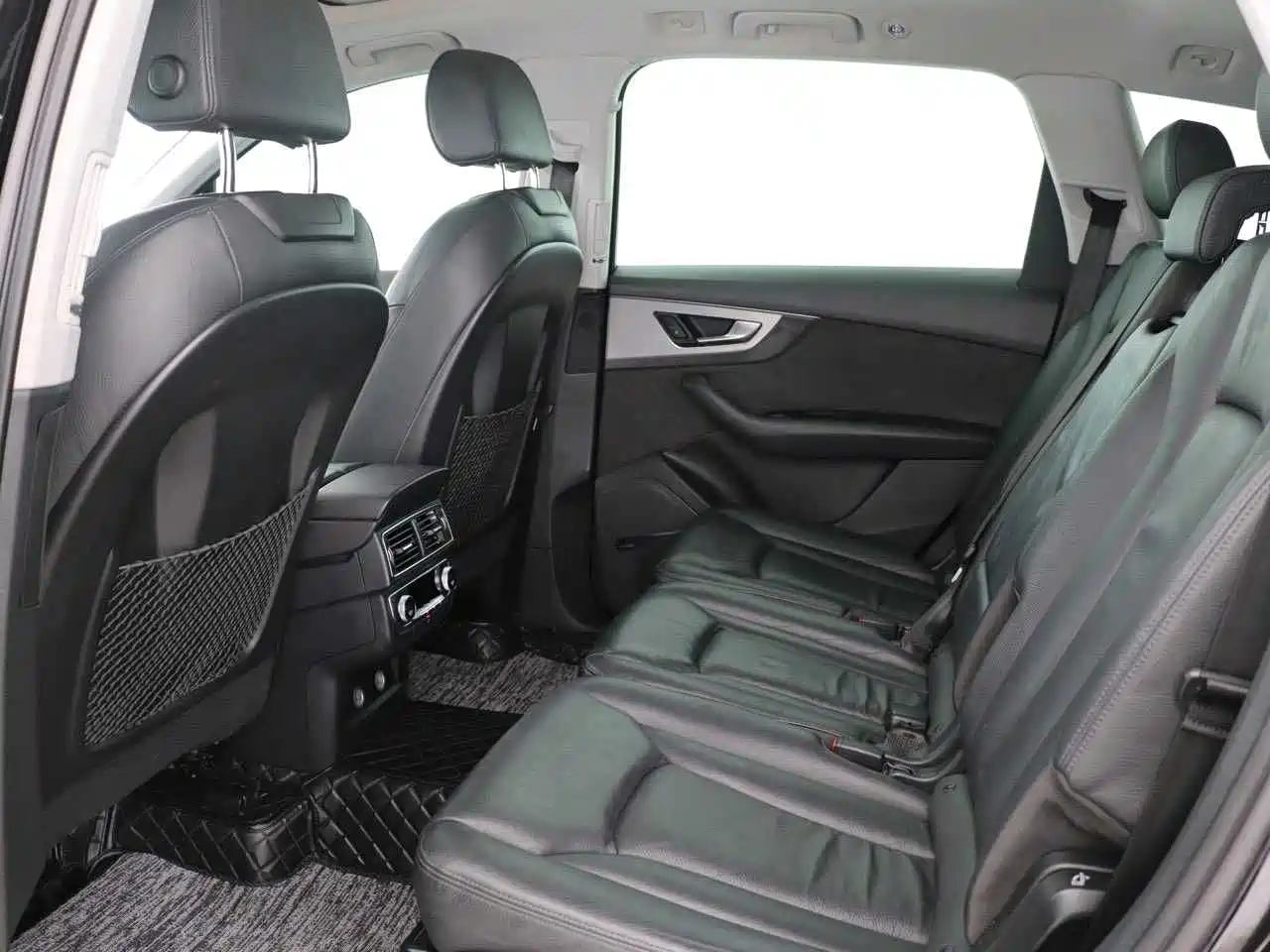 Audi Q7 2018 40 TFSI Comfort фото 11