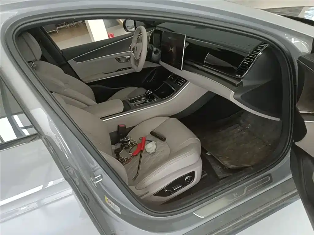 BYD Han 2025 DM-i Smart Driving Edition 125KM LiDAR Flagship фото 25