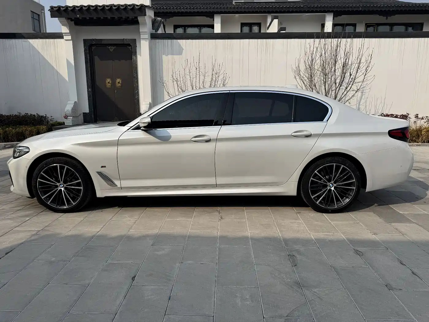 BMW 5 Series 2022 530Li Leading M Sport Package фото 5