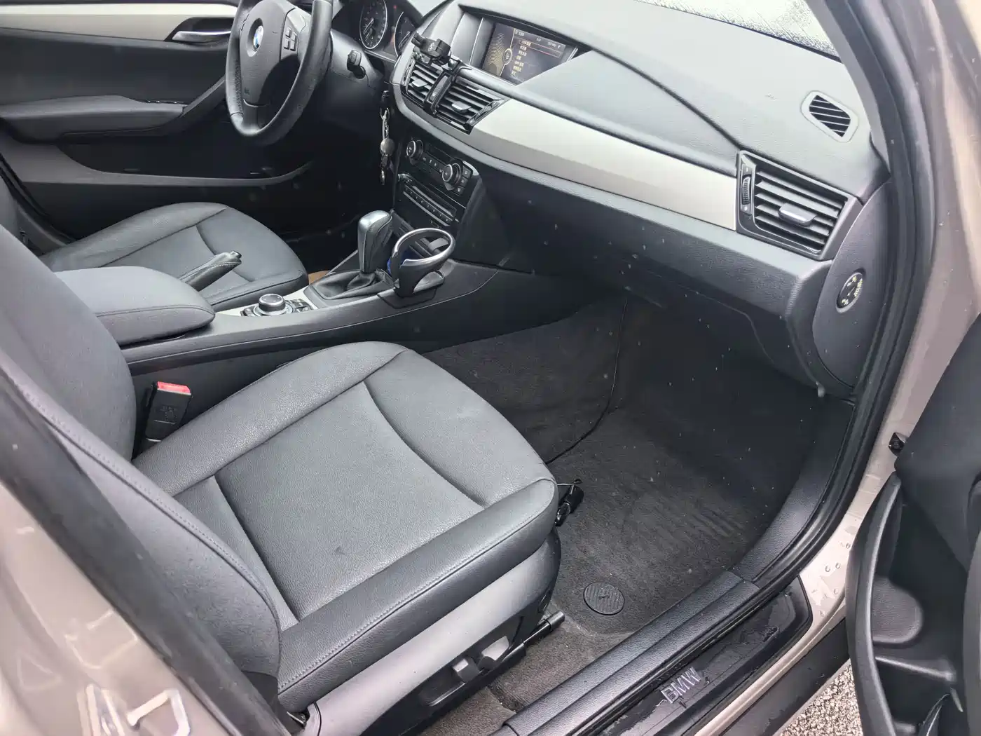 BMW X1 (Import) 2012 sDrive18i Luxury фото 23