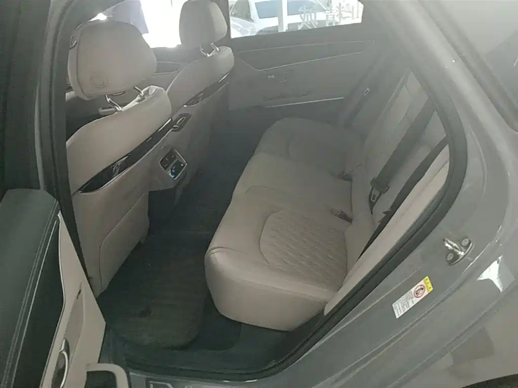 BYD Han 2025 DM-i Smart Driving Edition 125KM LiDAR Flagship фото 17