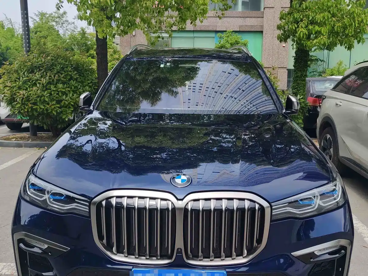 BMW X7 2022 xDrive M50i