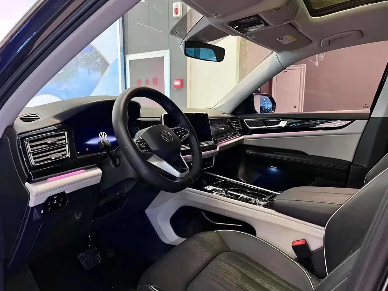 Volkswagen Teramont 2023 380TSI AWD Premium Luxury Edition фото 4