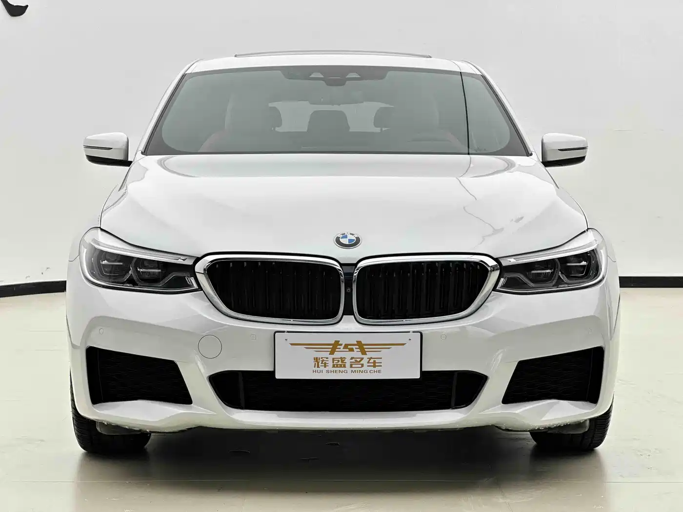 BMW 6 Series GT 2019 630i M Sport Package фото 2