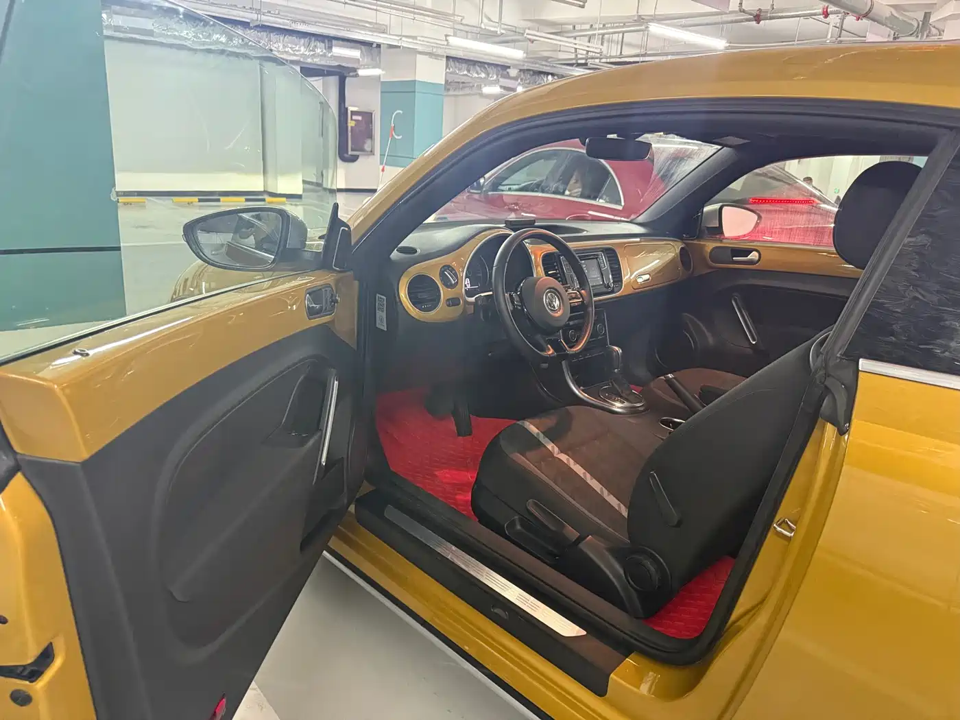 Фото 5 - Volkswagen Beetle