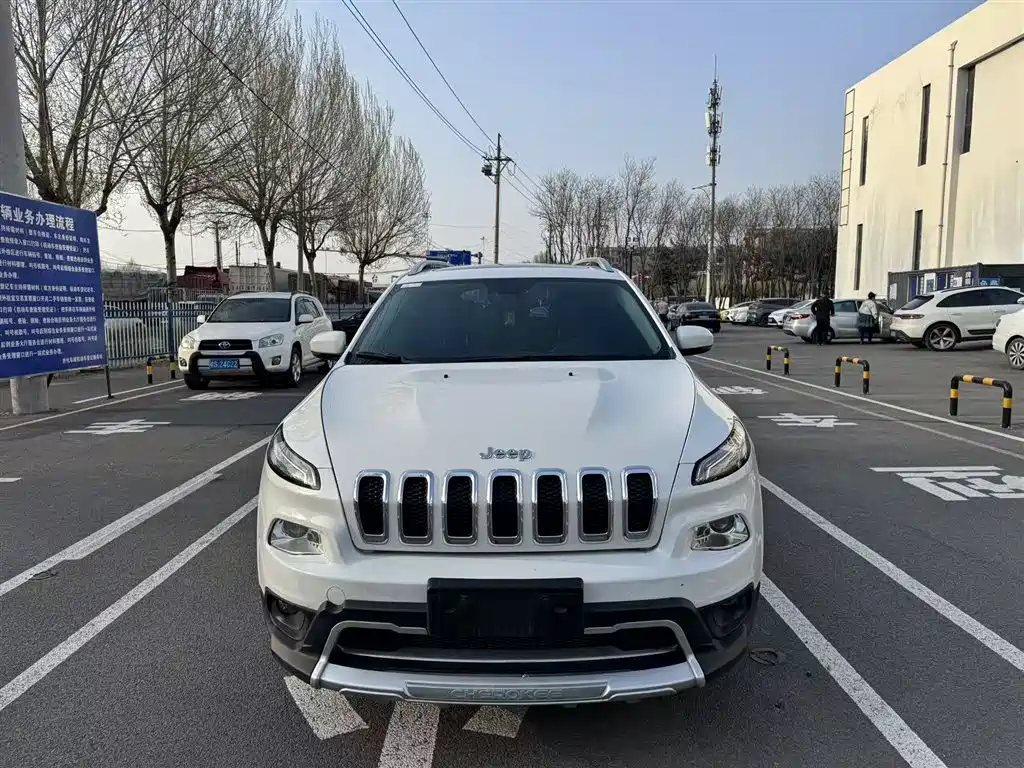 Jeep Cherokee 2018 2017 2.0L Superior Edition